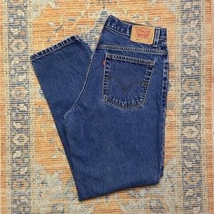 Vintage Levi’s 550 Classic Relaxed Jeans 32 Dark Wash